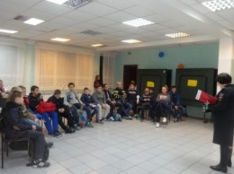 В Ялте полицейские организовали для подростков лекцию на тему «Преступление и наказание»