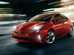 Toyota создаст массовый электрокар с запасом хода 300 километров