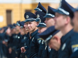 Аваков будет отдавать под суд милиционеров, мешающих работать новой полиции