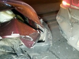 В Мариуполе столкнулись две легковушки. Пострадал водитель (ФОТО)