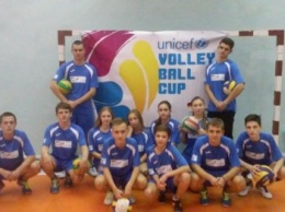Каменские волейболисты сыграли в турнире под эгидой ЮНИСЕФ