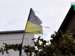 В Варшаве сожгли флаг Украины и логотип Facebook