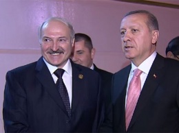 Лукашенко предложил Турции открыть банк в Беларуси