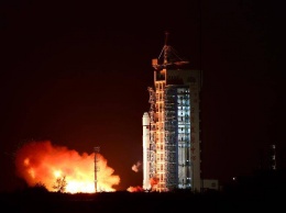 Китай произвел запуск многоцелевого метеоспутника «Юньхай-1»