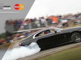Не царское дело: гонки на аристократическом Rolls-Royce Wraith