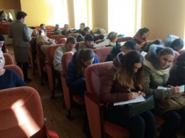 В Мирнограде школьники узнали специфику работы исполкома