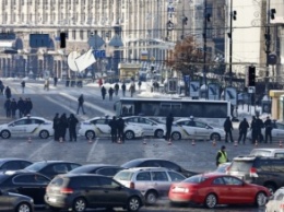 На Майдане собираются митингующие: в столице дежурят 5 тысяч полицейских (фото)