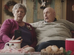 Американский провайдер выпустил ролик об объединении внуков и их бабушек благодаря технологиям