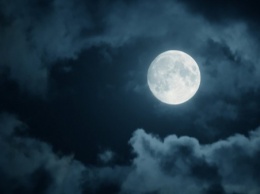 Ученые выяснили, что будет с Землей если Луна отдалится
