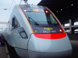Поезд Киев-Запорожье поменял расписание