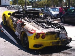 В Сиднее ограбили водителя загоревшейся Ferrari