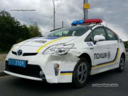 ДТП в Киеве: на Краснозвездном полицейские не разминулись с Volkswagen. ФОТО