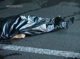 ДТП в Киеве: на проспекте Бажана Ford Mondeo сбил насмерть пешехода. ФОТО