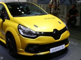 В Renault решили отказаться от самого экстремального Clio