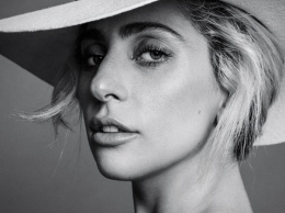 Леди Гага откровенно рассказала о своей семье (полная версия эссе певицы для журнала Harper's Bazaar)