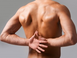 Ученые опровергли метеозависимость болей в спине