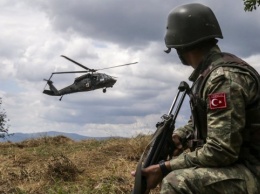 Служащие на базе НАТО турецкие военные попросили политическое убежище