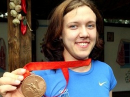 Еще у одной тяжелоатлетки из Чернигова отобрали олимпийскую медаль