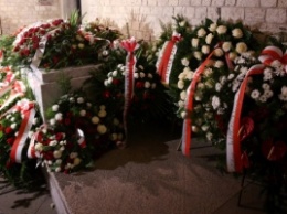 В Кракове перезахоронили президентскую чету Качиньских