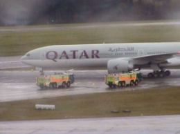 В Цюрихе аварийно приземлился Boeing-777 из-за задымления в кабине пилота
