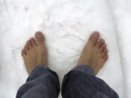 В Оренбургской области 16-летний парень обморозил ноги, бродя по улицам в летней обуви