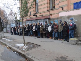 В Киеве студенты устроили молчаливый протест против неудовлетворительных условий обучения