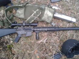 Три человека с винтовками для пинбола пытались проникнуть в военную частиь в Чернигове