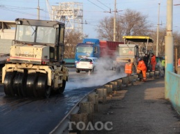 Утром запорожцы вновь застряли в пробках на плотине