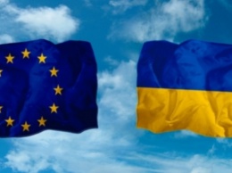 Порошенко: Украина может получить безвизовый режим с ЕС уже в 2016 году
