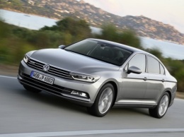 Volkswagen раскрыл полный прайс-лист на новый Passat