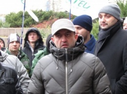 "Нечего сказать, пусть споет!" - Гороян требует реакции губернатора Савченко на акцию протеста "Прометея" (ВИДЕО)