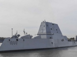 Сверхсовременный эсминец ВМС США Zumwalt сломался в Панамском канале