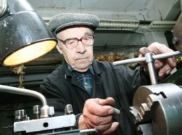 Макеевских пенсионеров обязали уведомлять о трудоустройстве