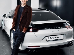 Павел Воля оценил новую Porsche Panamera