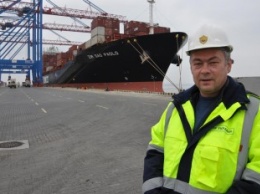 В Одесском порту погрузили два 260-метровых контейнеровоза (фото)