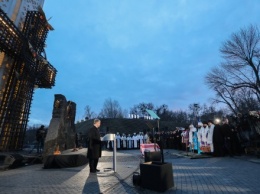 Украина противостоит попыткам возродить империю и защищает рубежи свободы - П.Порошенко