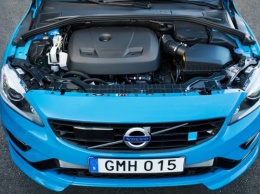 Немецкая компания Volvo представила на автошоу новые модели S60 и V60