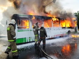 В Уфе загорелся автобус с пассажирами