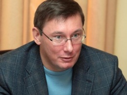 Луценко не исключает отставку Яценюка