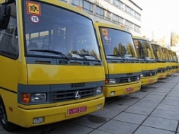 Для всех районов Днепропетровщины закупят новые школьные автобусы