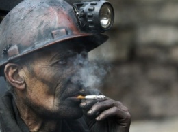 В Красном Луче боевики разогнали шахтерский пикет