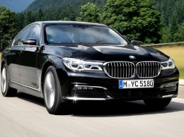 BMW выпустила новый 7-Series 740Le M-Sport hybrid