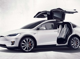В Китае повысится стоимость седана Tesla Model X