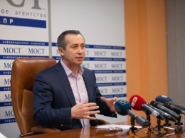 Загид Краснов: «У нас в горсовете решения принимаются даже не на сессиях, а в кабинете мэра»