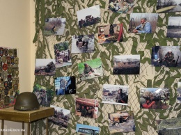 "НАШИ": в Николаеве открылась выставка фотографий, сделанных в зоне АТО