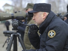 Выпущенные на испытаниях вблизи Крыма ракеты попали в цели - Турчинов