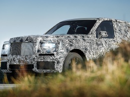 Rolls-Royce показал прототип внедорожника с серийным кузовом