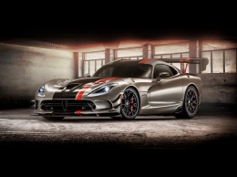 Dodge дает последний шанс приобрести уходящий в небытие Viper