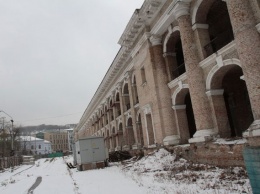 В Киеве готовятся к «последнему бою» по спасению Гостиного двора