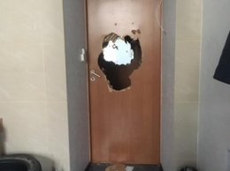Неизвестные устроили погром в волонтерском офисе на Ланжероновской